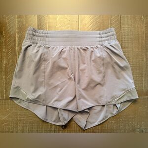 Lululemon Hotty Hot High-Rise Lined Short 4" “Rhino Grey” size 8